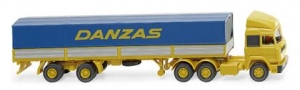 Pritschensattelzug (Iveco) 