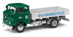 IFA W50L Fp, IFA Fahrschule