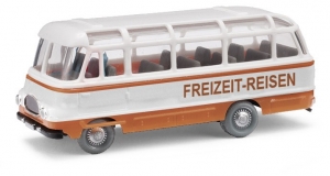 Robur LO 2500, Freizeit-Reisen